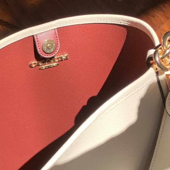 NWOT Coach Creamy White Leather 2Way - Picture 5 of 16